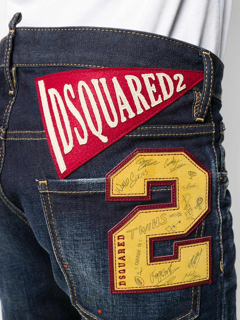 Dsquared2 Bas Prix Jean droit à patch logo jeans regular & jeans droits homme 7 Dsquared2 jean droit à patch logo