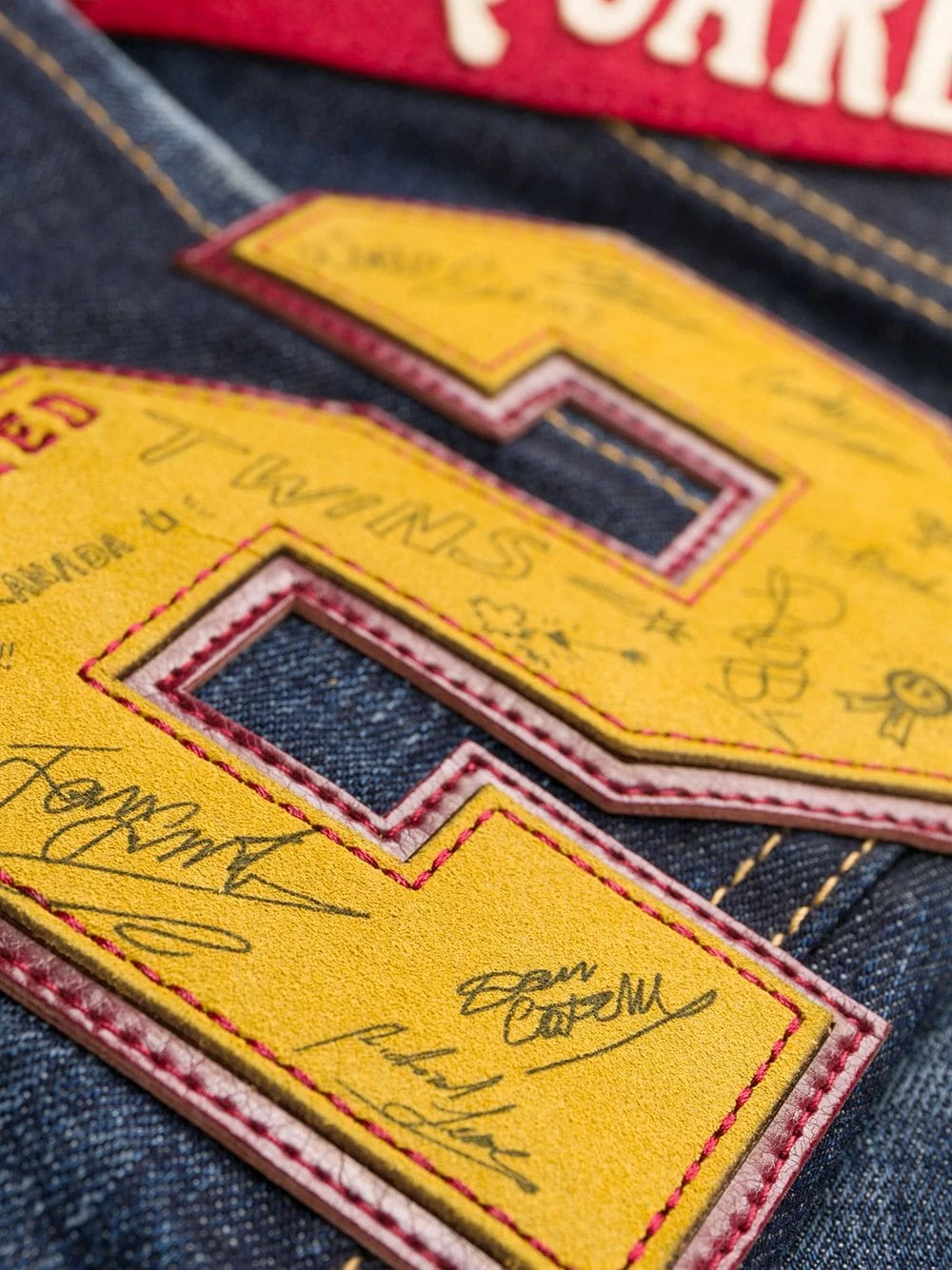 Dsquared2 Bas Prix Jean droit à patch logo jeans regular & jeans droits homme 8 Dsquared2 jean droit à patch logo