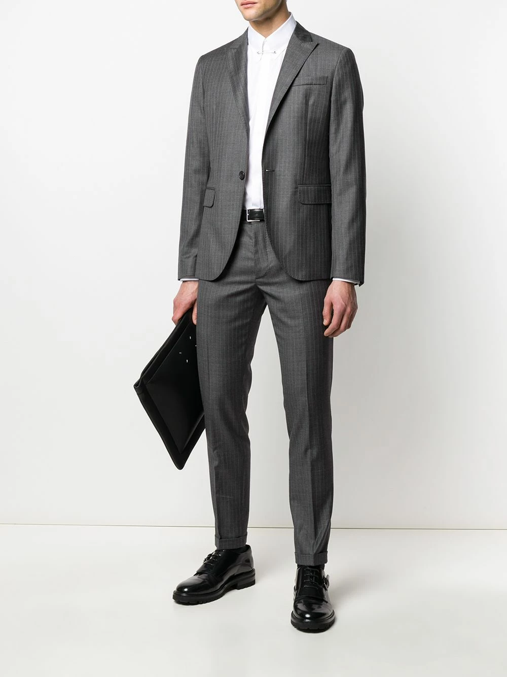 Dsquared2 Chemise ajustée à détail d’épingle à nourrice au col Prix Acceptable chemises homme 4 Dsquared2 chemise ajustée à détail d’épingle à nourrice au col