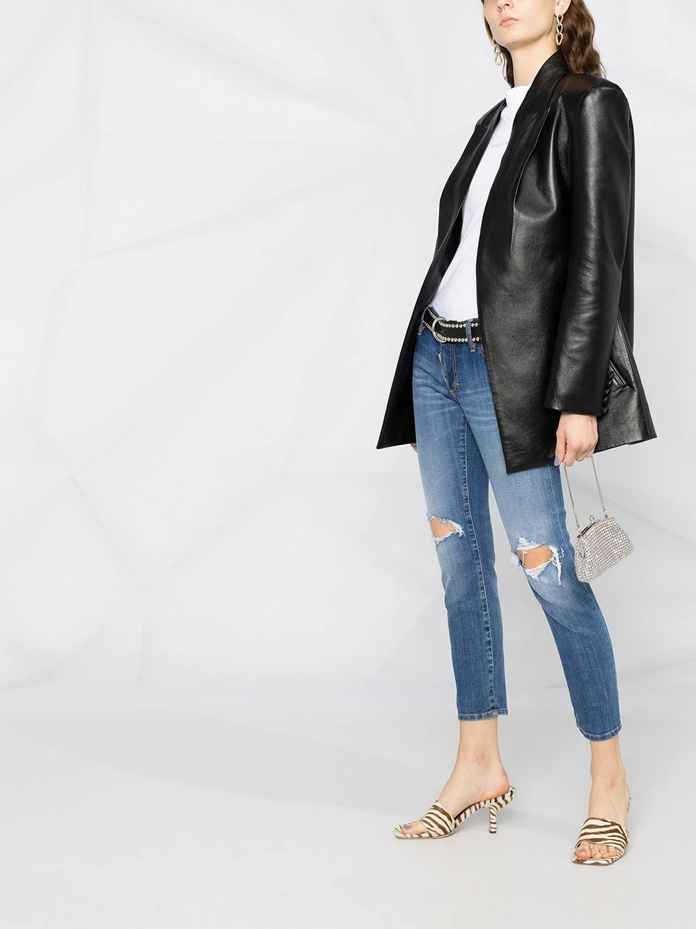 Dsquared2 Prix Discount Jean droit à effet usé jeans droits femme 6 Dsquared2 jean droit à effet usé