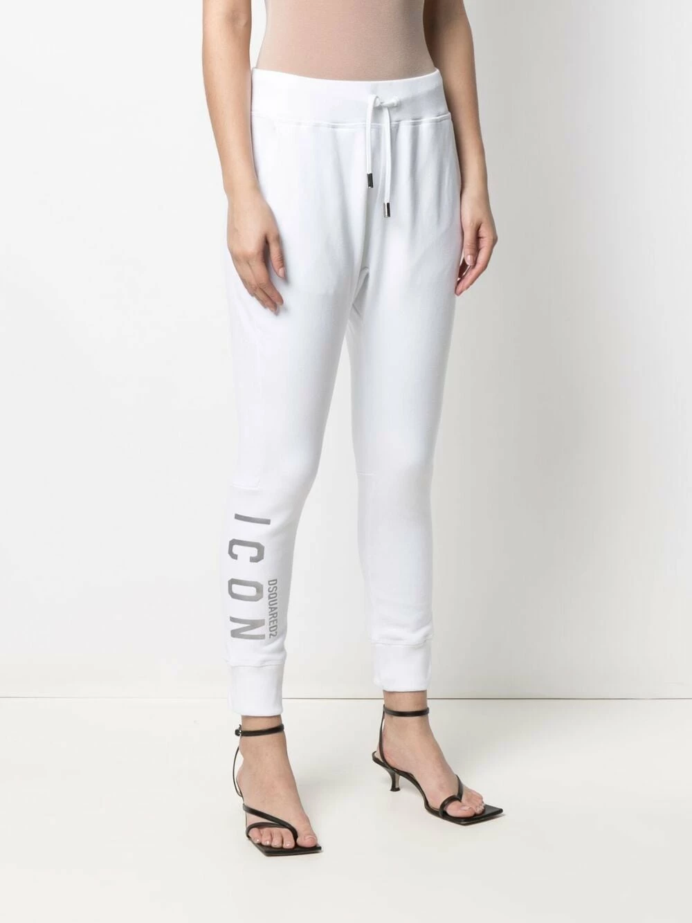 Dsquared2 Pantalon de jogging à logo imprimé Soldes pantalons femme 5 Dsquared2 pantalon de jogging à logo imprimé