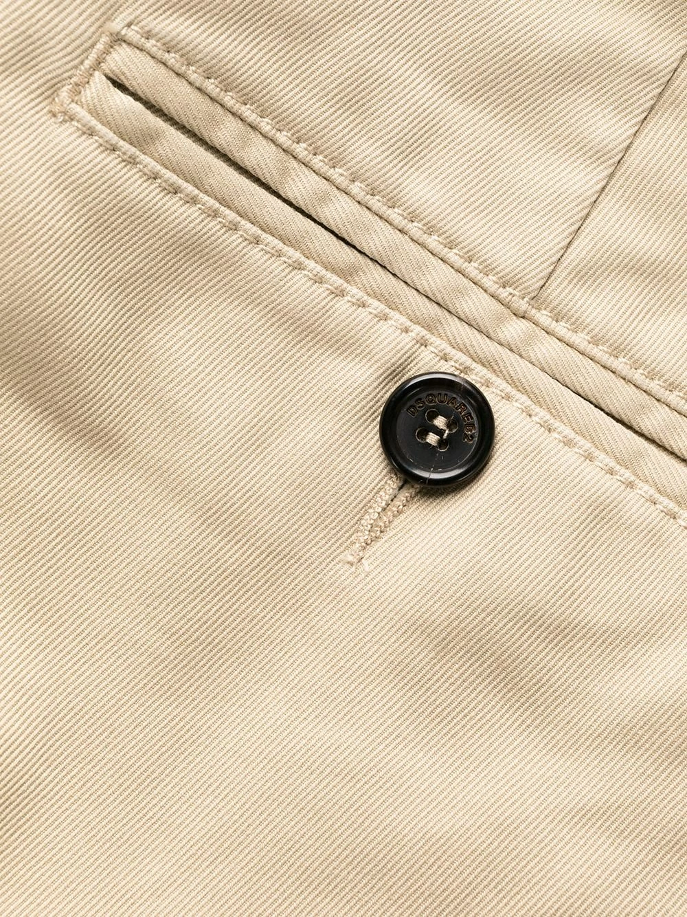 Meilleure qualité Dsquared2 Pantalon court à taille mi haute pantalons raccourcis femme 9 Dsquared2 pantalon court à taille mi-haute