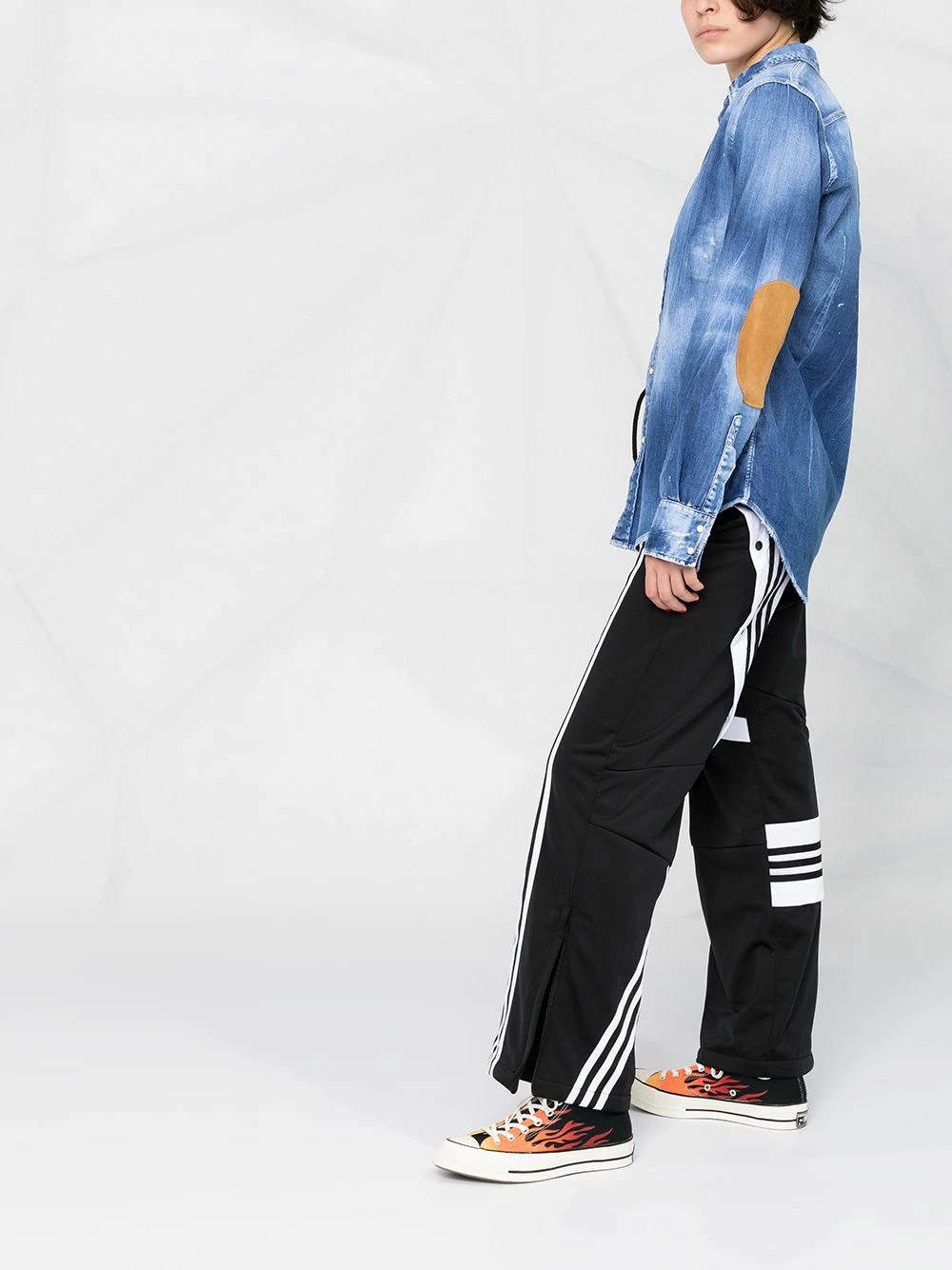 Prix Sacrifiés Dsquared2 Chemise en jean à effet usé chemises femme 6 Dsquared2 chemise en jean à effet usé