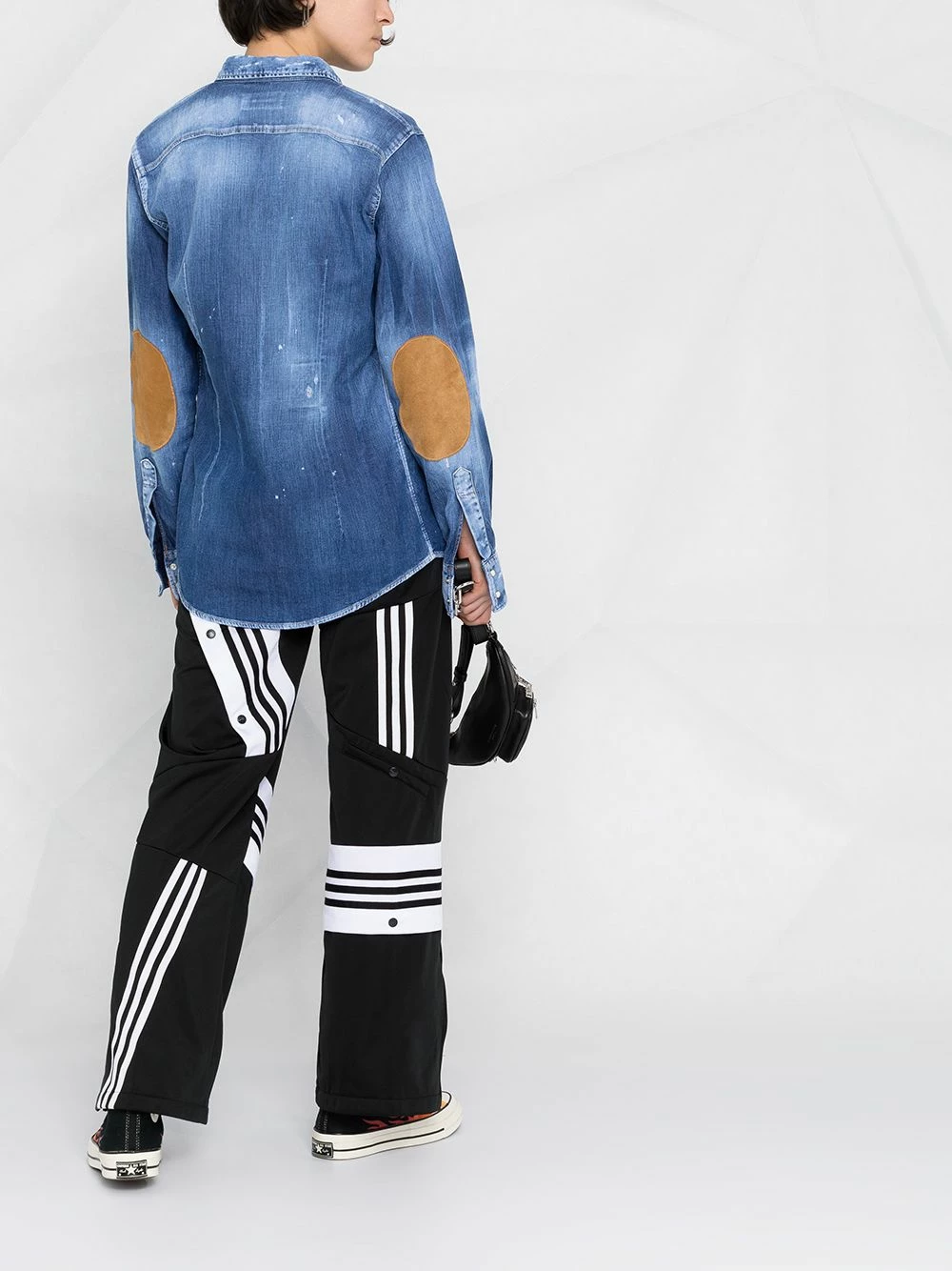 Prix Sacrifiés Dsquared2 Chemise en jean à effet usé chemises femme 8 Dsquared2 chemise en jean à effet usé