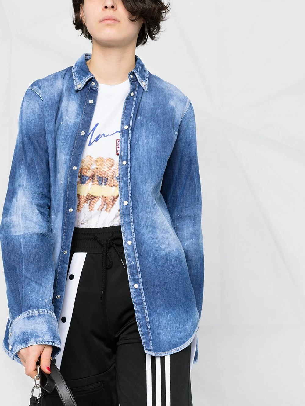Prix Sacrifiés Dsquared2 Chemise en jean à effet usé chemises femme 7 Dsquared2 chemise en jean à effet usé