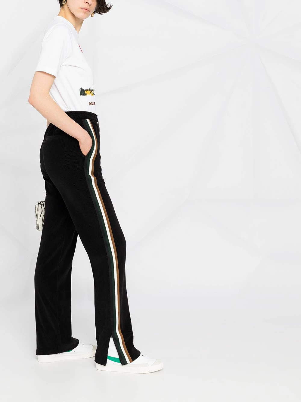 Bonne Qualité Dsquared2 Pantalon de jogging en velours côtelé à bande latérale pantalons de survêtement femme 8 Dsquared2 pantalon de jogging en velours côtelé à bande latérale