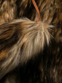 Dsquared2 écharpe en fourrure artificielle à détail de pompon