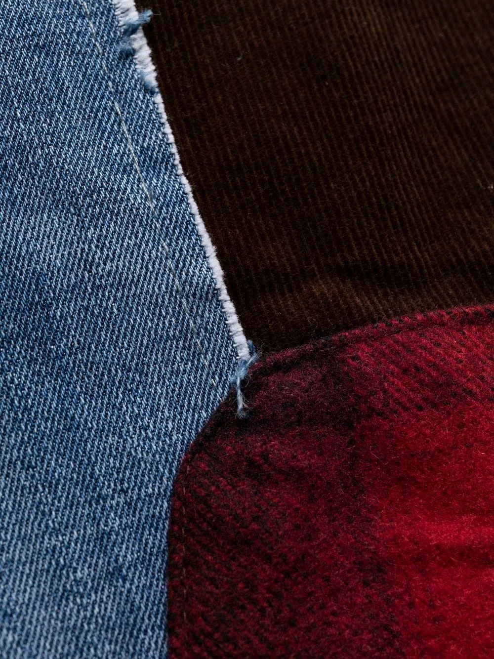 Bon Rapport Coût-Efficacité Dsquared2 Jean court à détails de patchs jeans courts homme 8 Dsquared2 jean court à détails de patchs