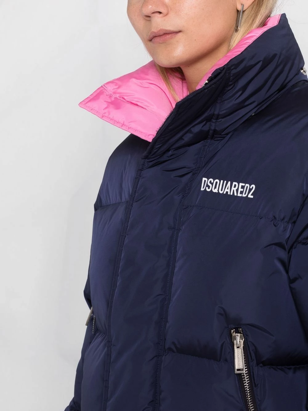 Dsquared2 En promotion Veste matelassée à logo imprimé doudounes femme 5 Dsquared2 veste matelassée à logo imprimé