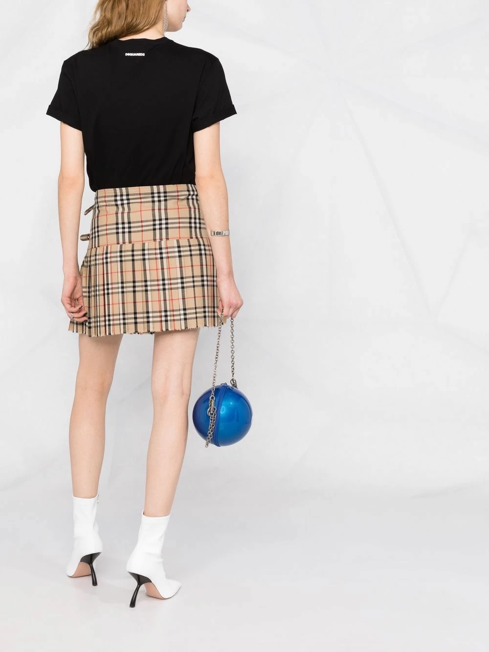 Faible Prix Dsquared2 T shirt à slogan imprimé t-shirts & jerseys femme 6 Dsquared2 t-shirt à slogan imprimé