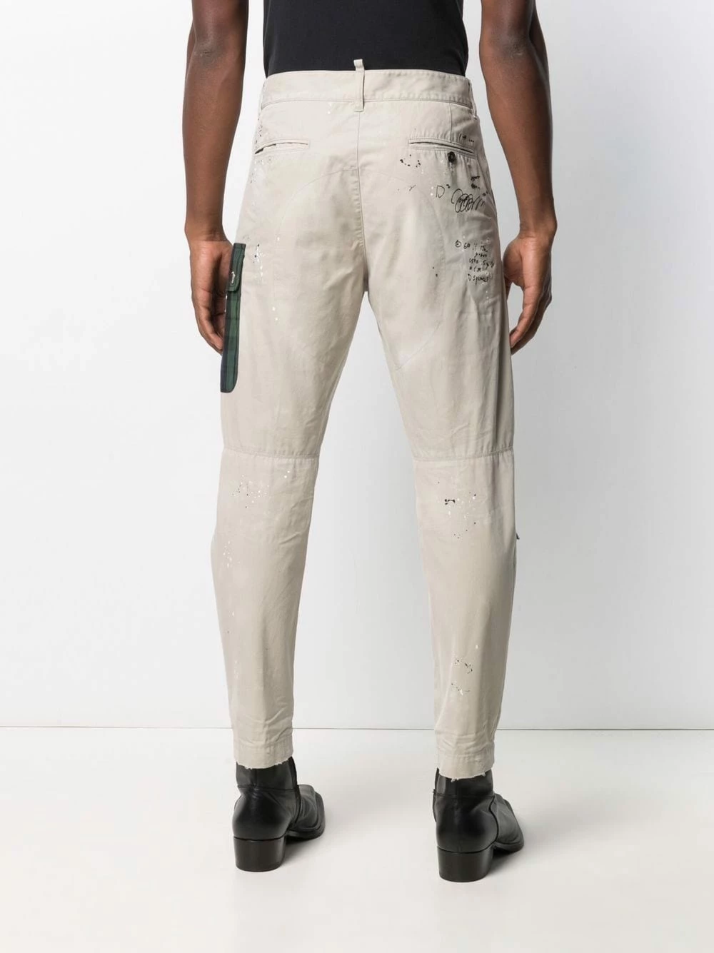 Dsquared2 Pas Cher Pantalon court à détail de patch pantalons courts homme 6 Dsquared2 pantalon court à détail de patch