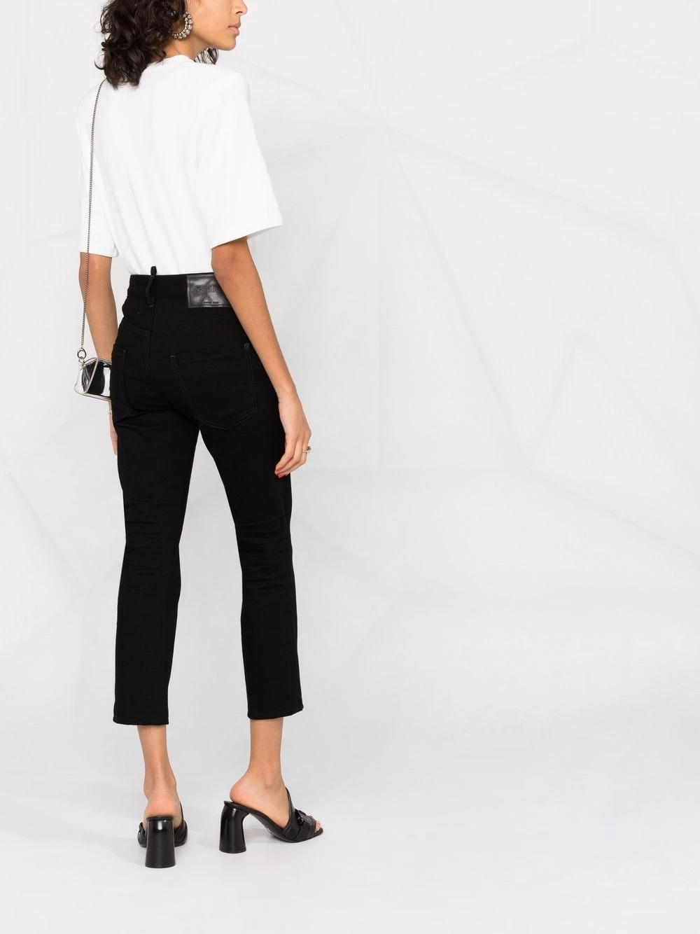 Dsquared2 En promotion Jean Forever Graffiti court jeans courts femme 8 Dsquared2 jean Forever Graffiti court