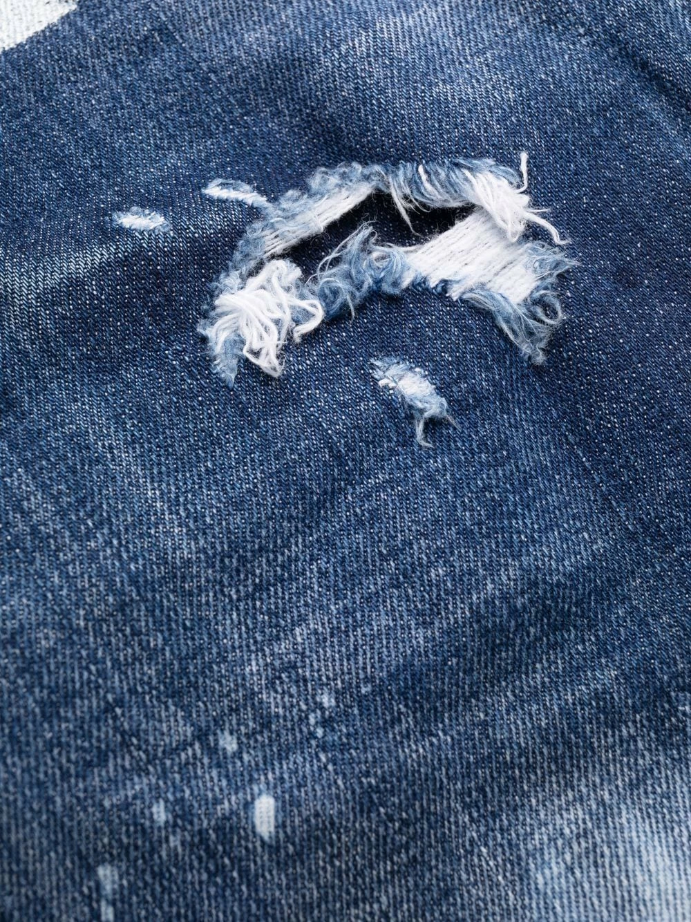 Dsquared2 Prix Allégé Jean court à effet usé jeans courts femme 9 Dsquared2 jean court à effet usé