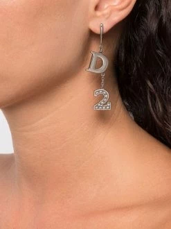 Dsquared2 boucles d'oreilles à pendentif logo