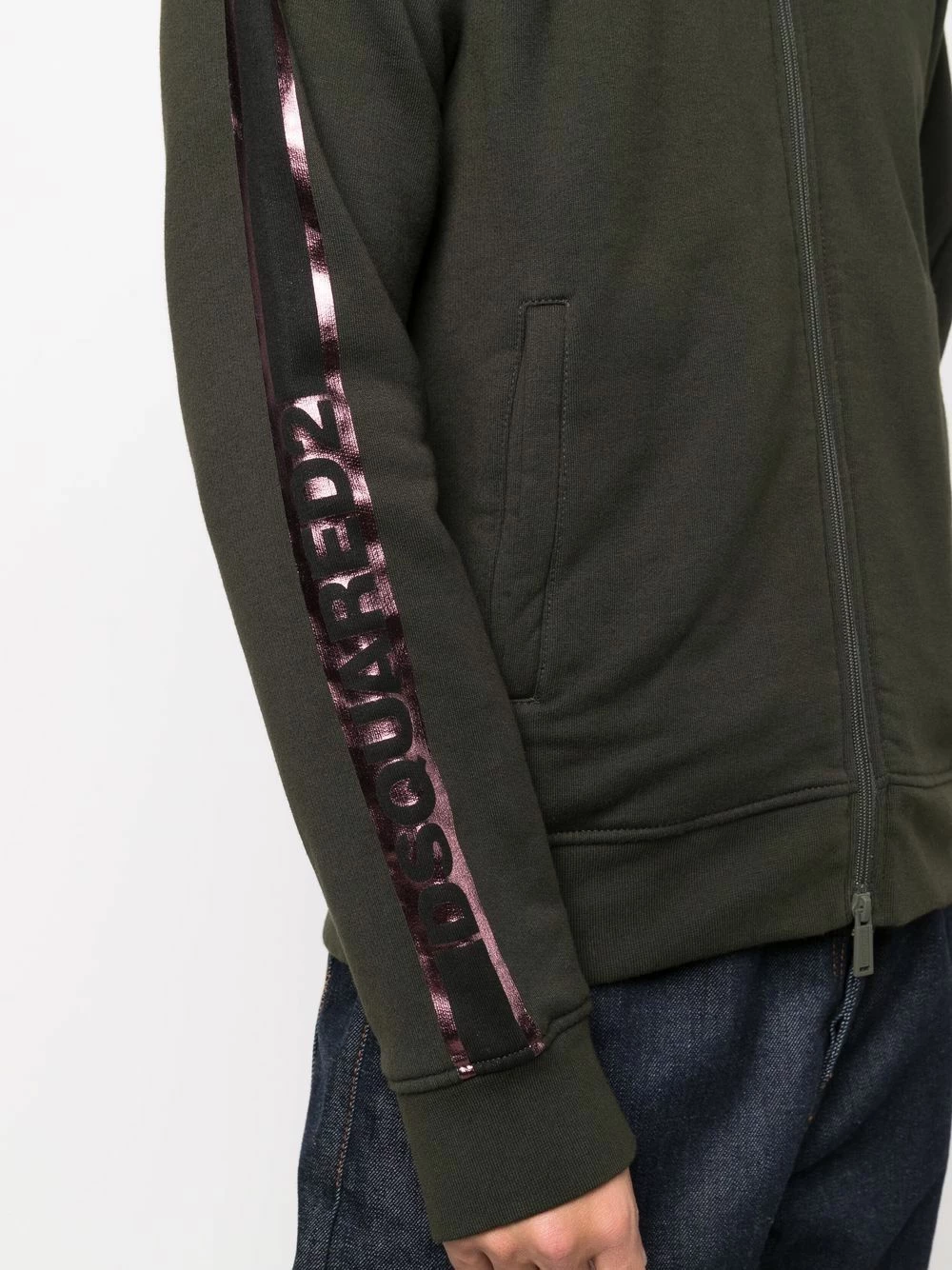 Prix Gelé Dsquared2 Pull à bande logo sweats homme 7 Dsquared2 pull à bande logo