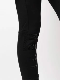 Dsquared2 Pantalon fuselé court à logo imprimé Prix Incroyables pantalons raccourcis femme 13 Dsquared2 pantalon fuselé court à logo imprimé