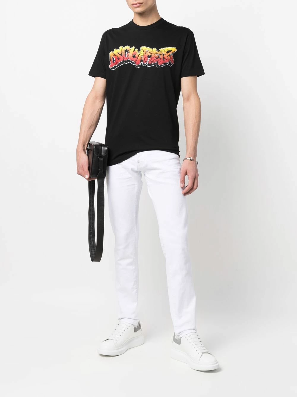 Prix d’Amis Dsquared2 Jean à patch logo jeans regular & jeans droits homme 4 Dsquared2 jean à patch logo