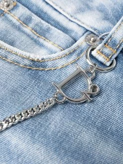 Dsquared2 Bon Rapport Coût-Efficacité Jean court à plaque logo jeans courts femme 16 Dsquared2 jean court à plaque logo