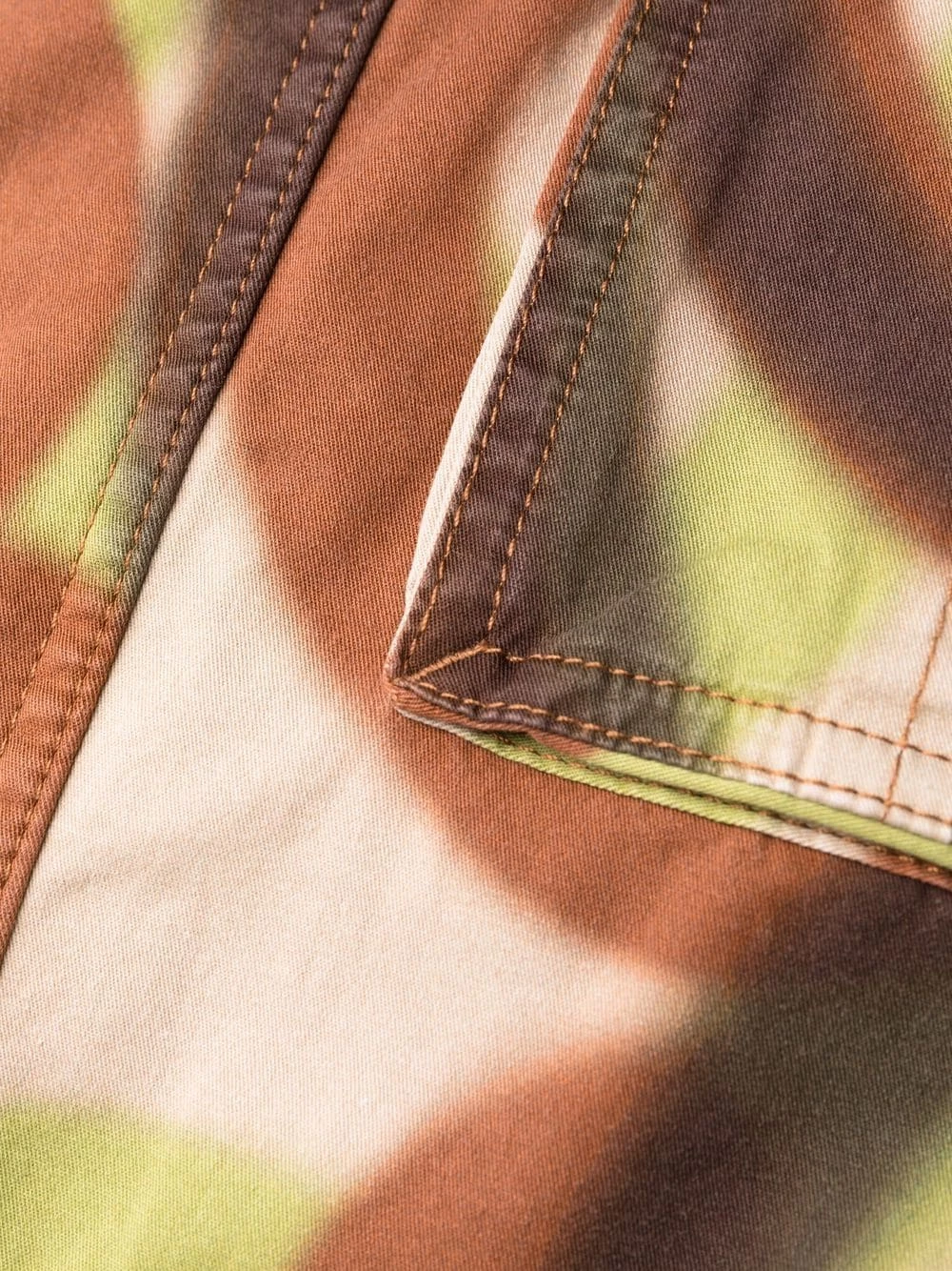 Dsquared2 Parka à imprimé abstrait Marchandise de première qualité parkas homme 9 Dsquared2 parka à imprimé abstrait